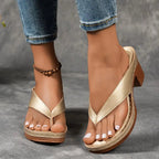 Block heel sandals with a cushioned footbed in Gold