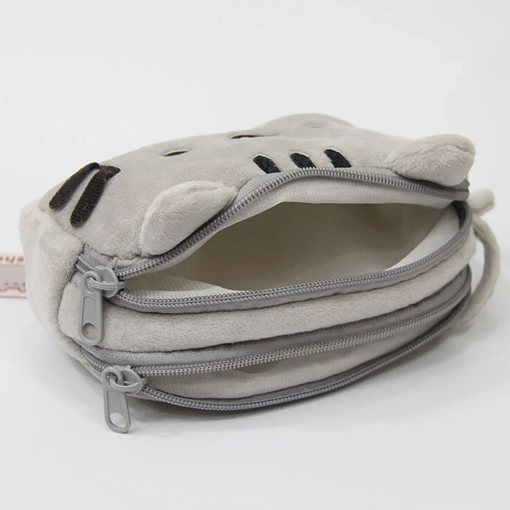 Cat plush pencil case zipper detail