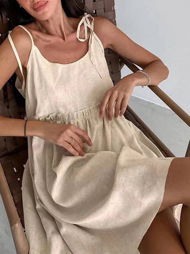Backless detail of cotton linen vest mini dress