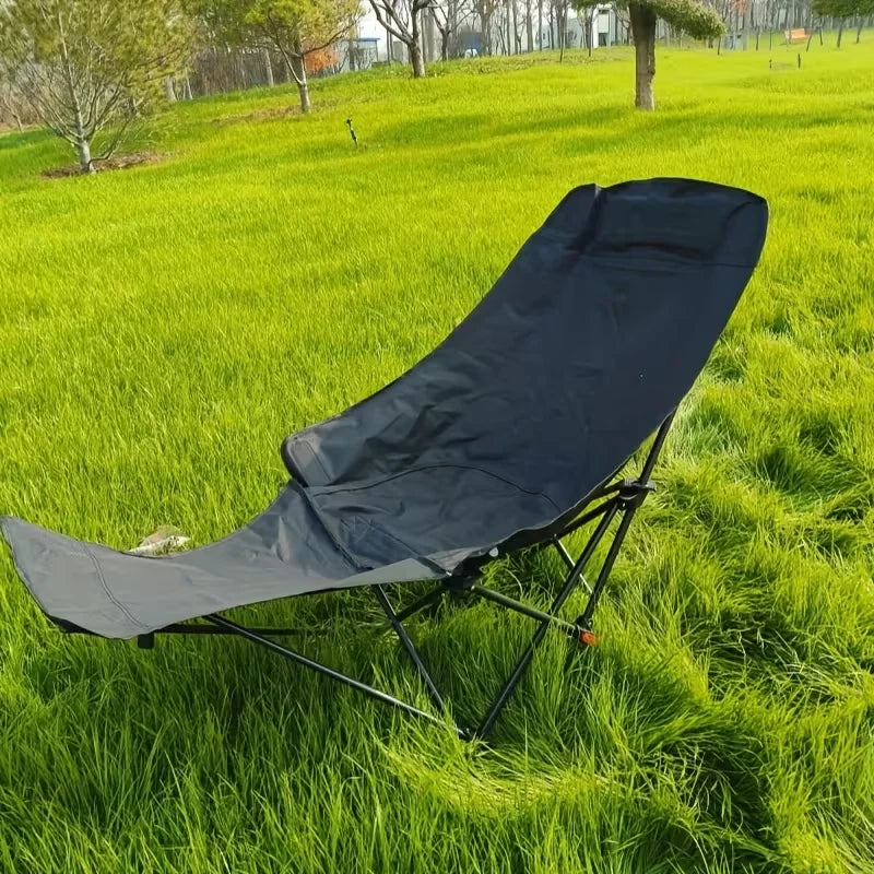 Beach chair crossed backrest detail