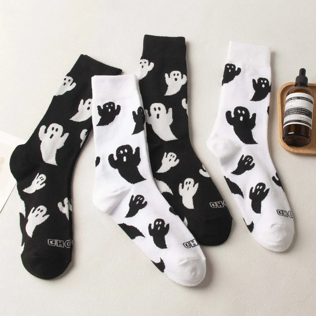 Halloween ghost print crew socks, product view