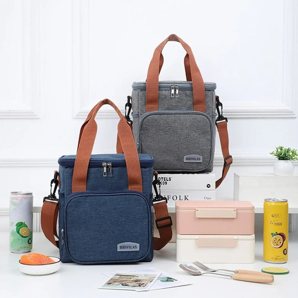Lunch tote packed with food containers