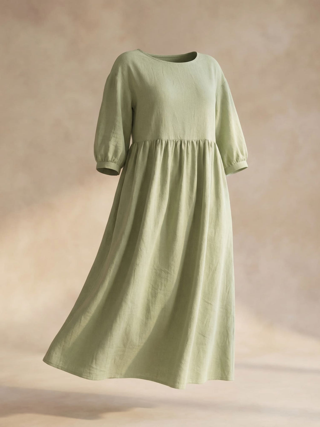 Side view of the lantern sleeve midi dress