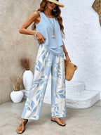 Loungewear set, side view