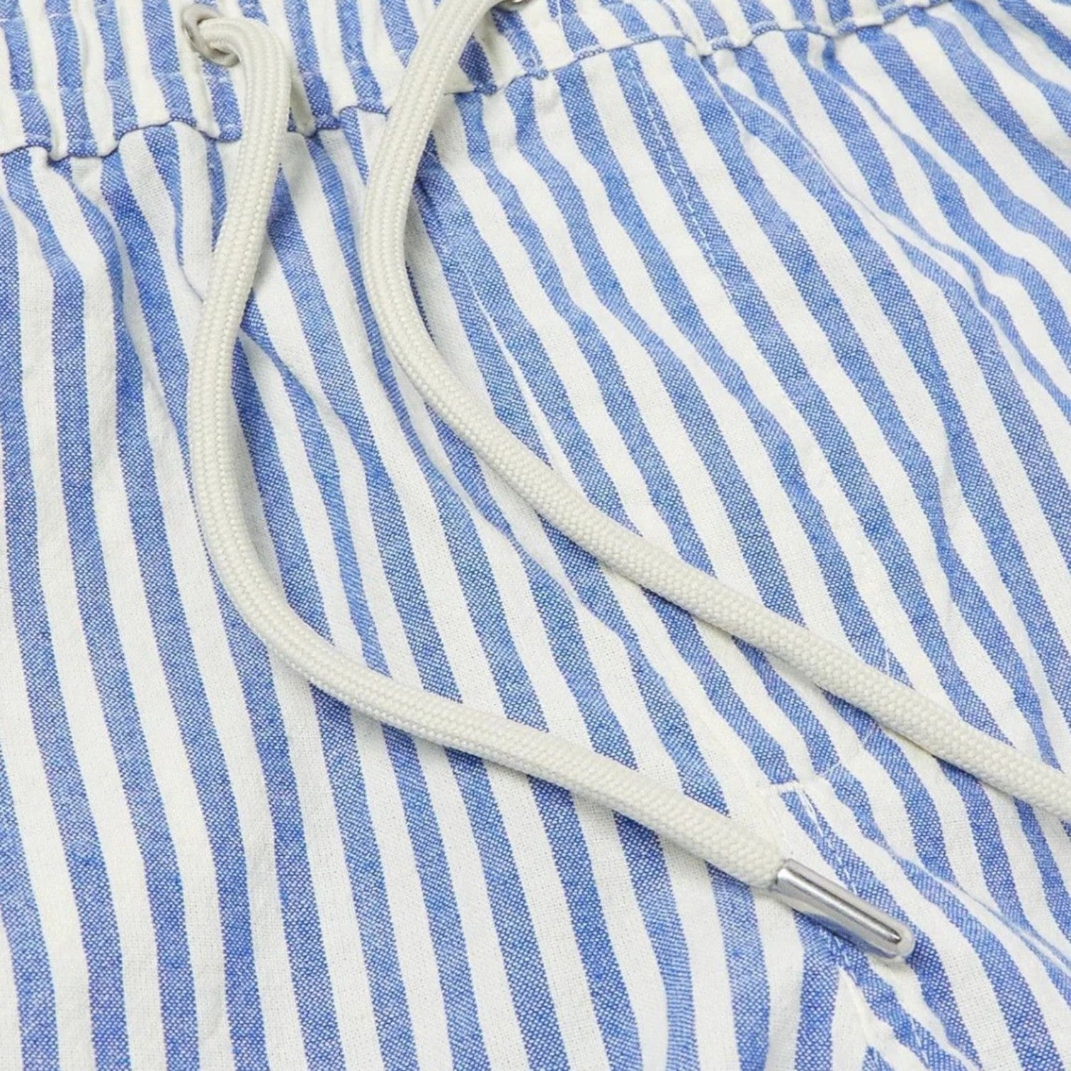 Men's light blue linen shorts back view