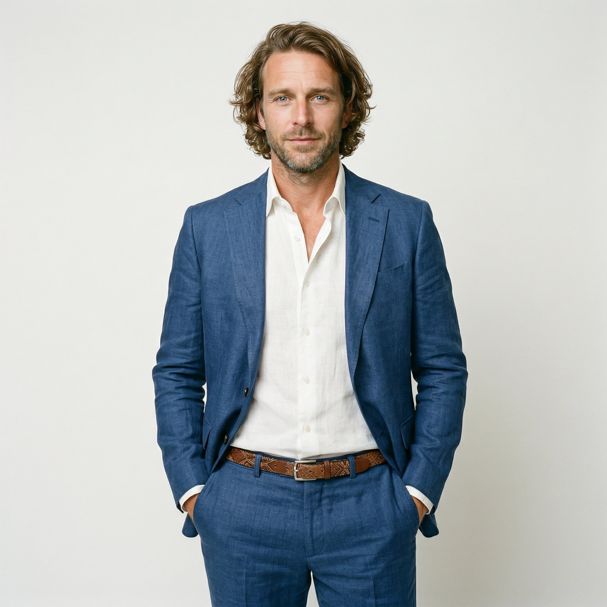 Men's tailored blazer jacket in navy blue