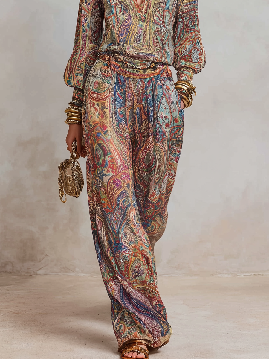 Paisley print pantsuit, print detail