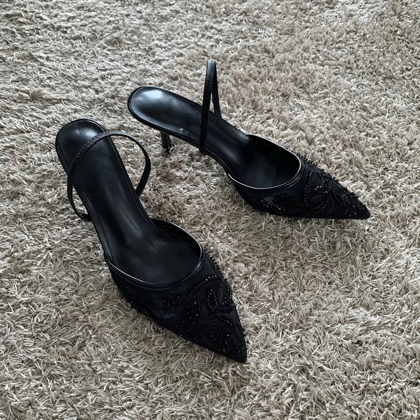 Pointed toe slingback pump, top view