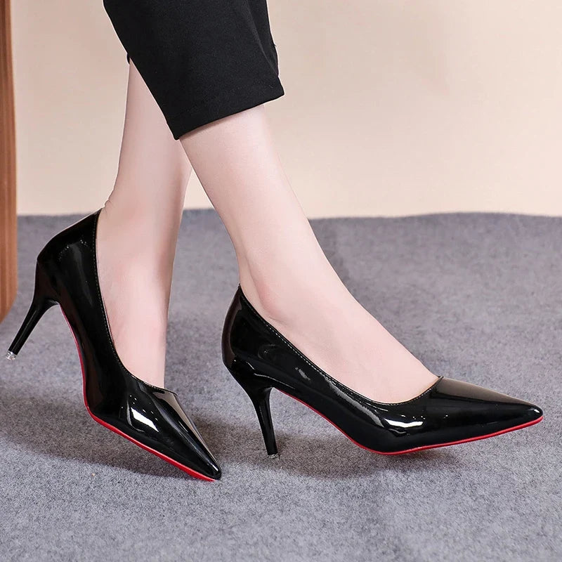 Pointed toe stiletto pump, angled view