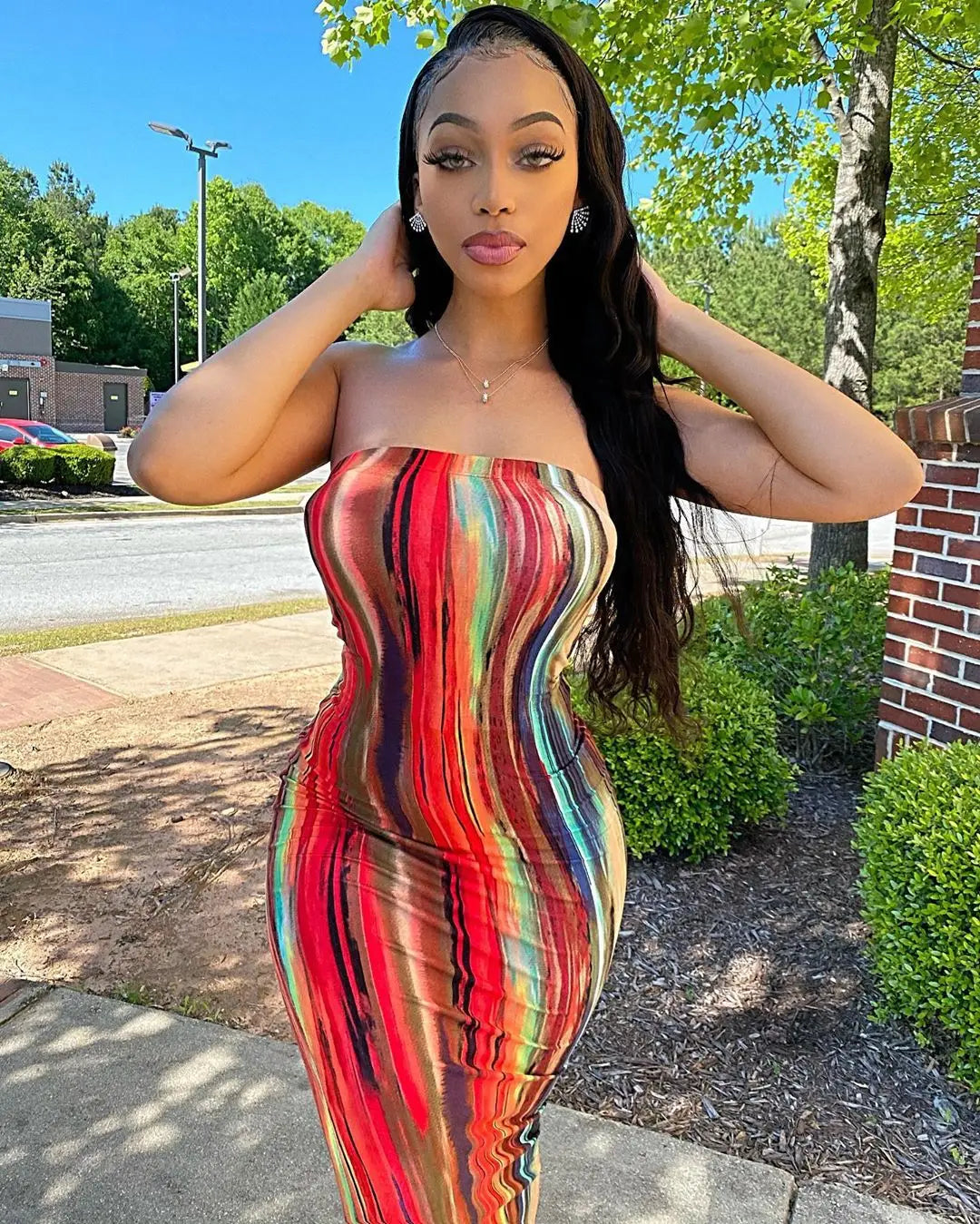 Tie-dye off-shoulder summer dress, detail view