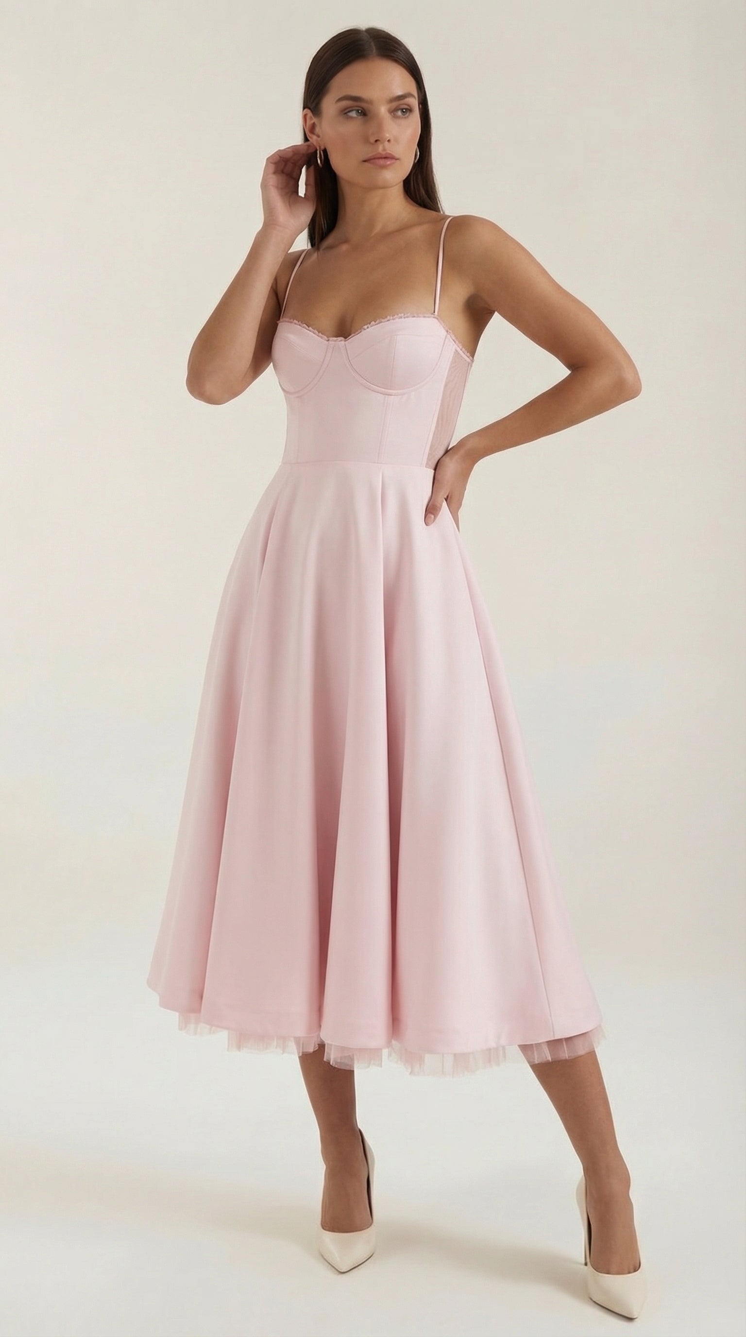 Tulle midi dress with sweetheart neckline in pink