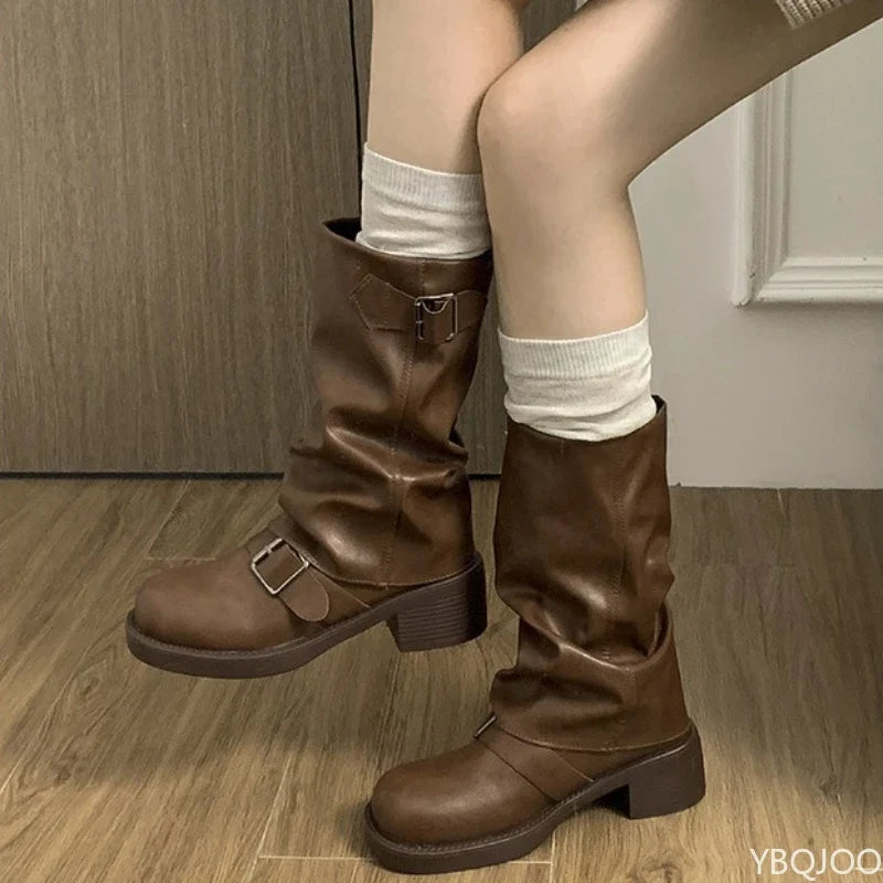 Retro brown western cowboy boot, topstitch detail