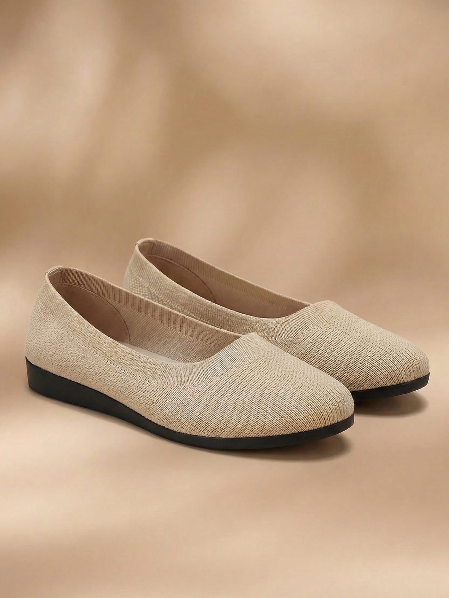 Slip-on ballet flats, detail view 1