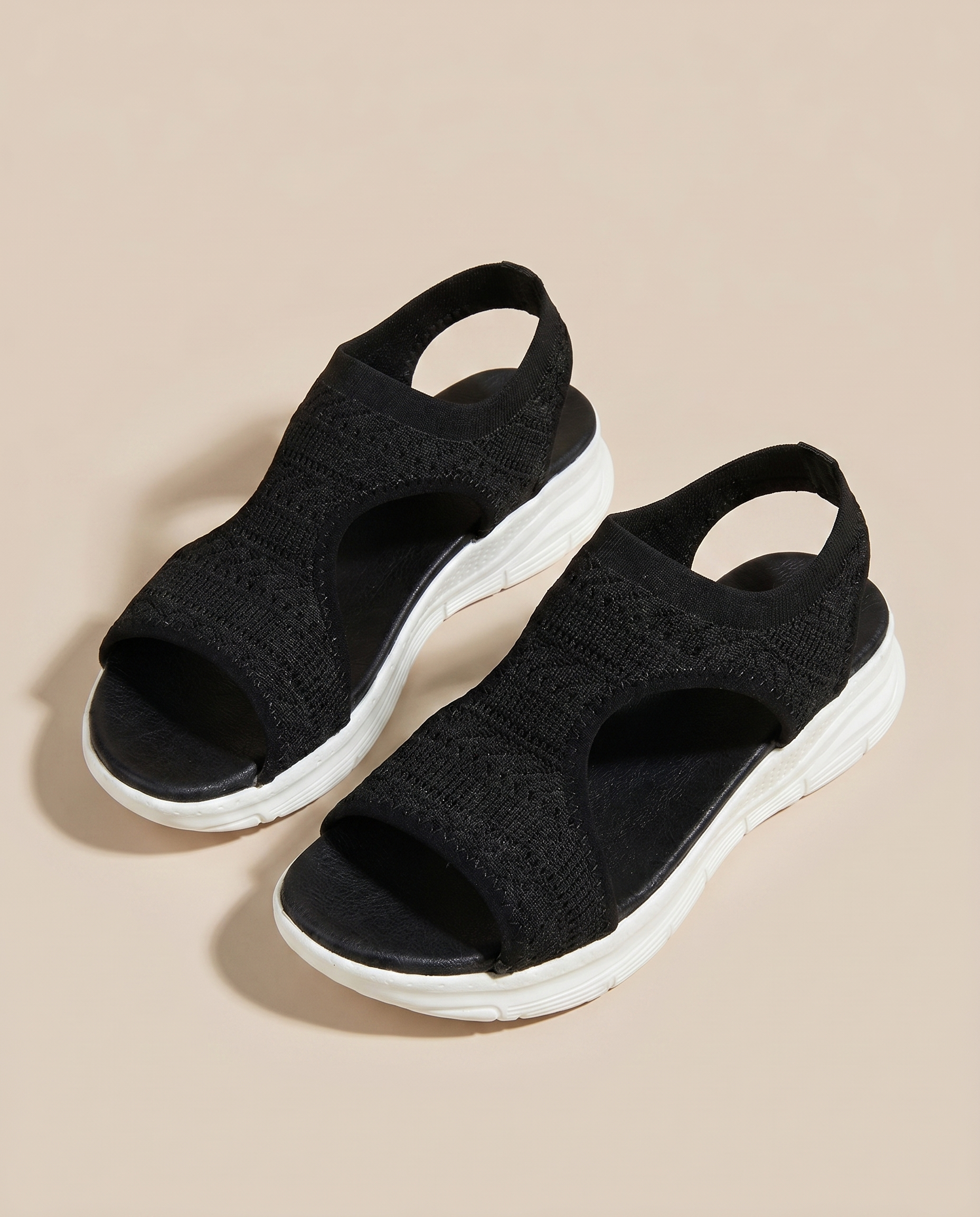 Women's mesh sandal in Black