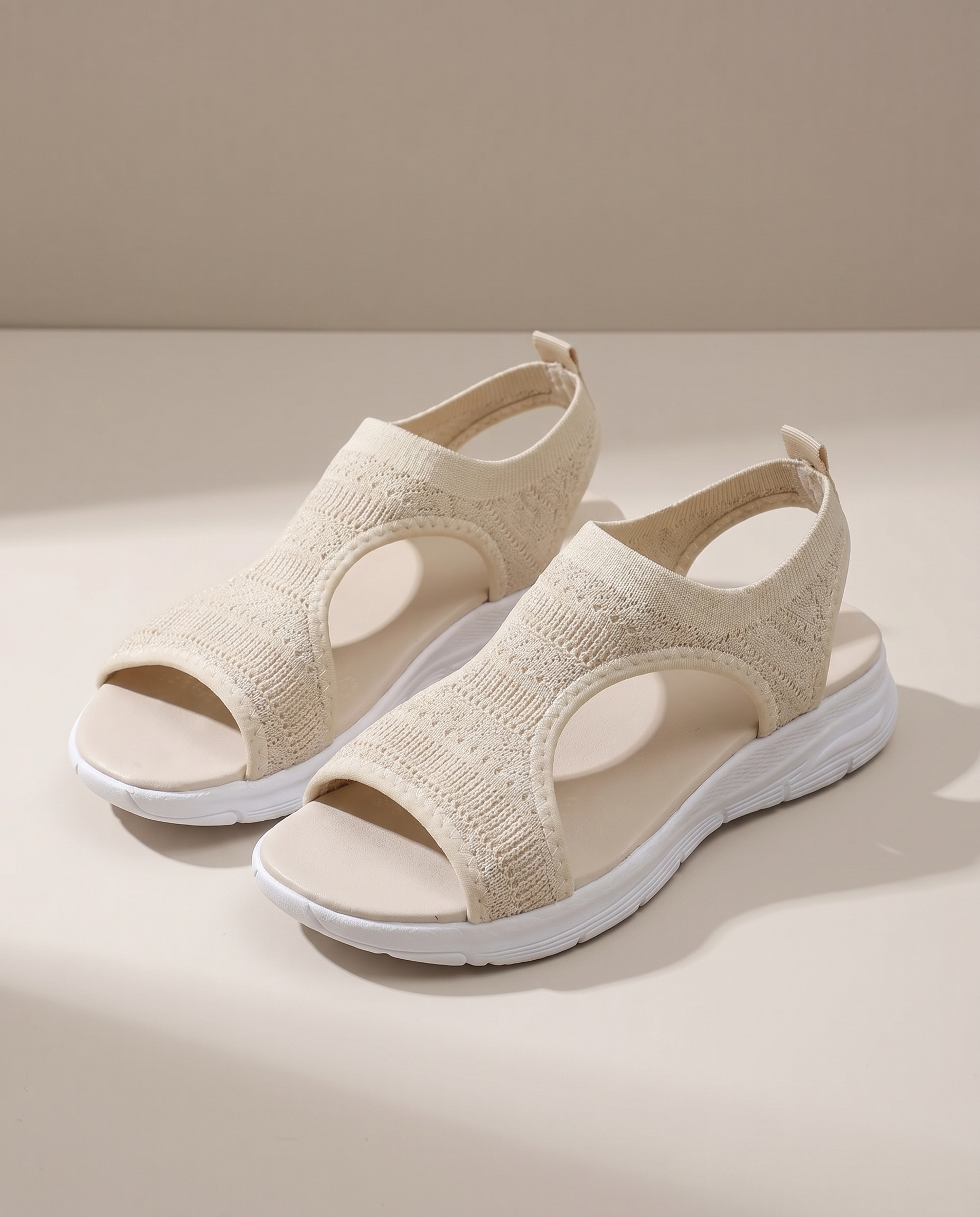 Women's mesh sandal in Beige